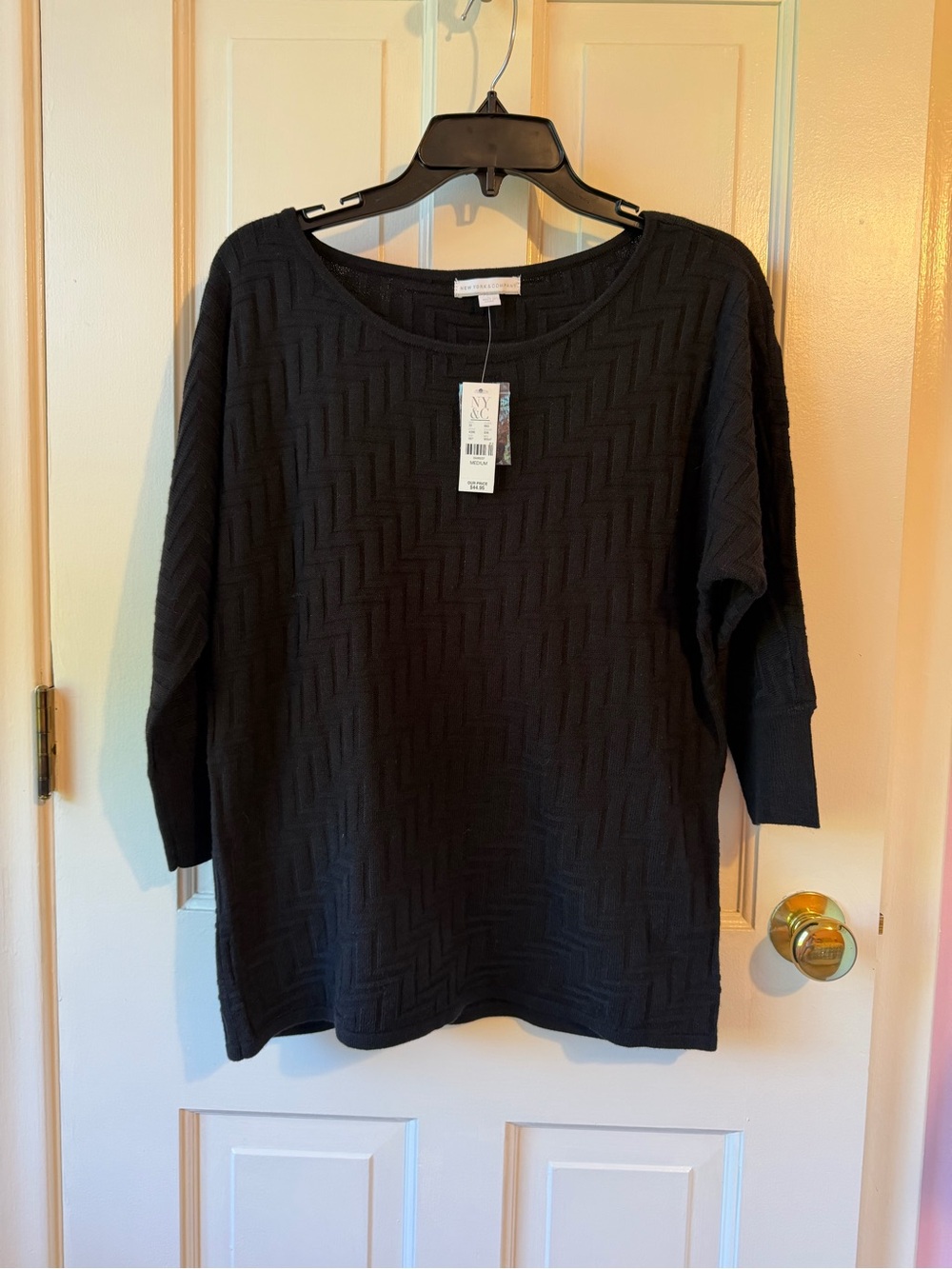 New York & Company Black Textured Knit Pullover Sweater